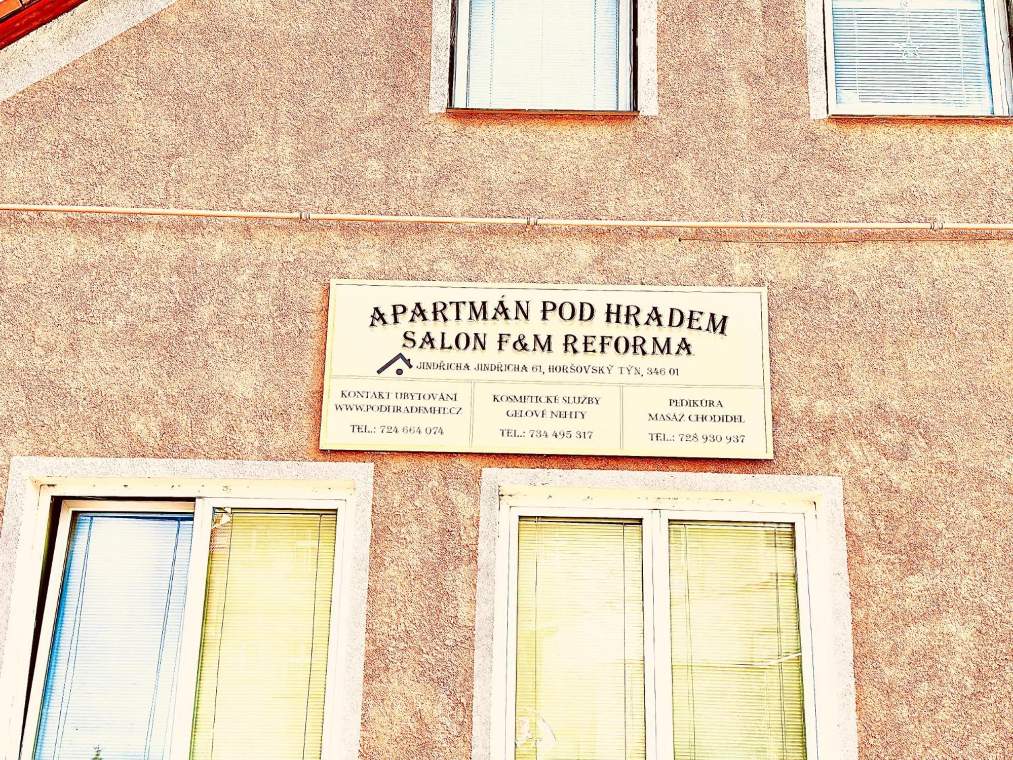 Apartman Pod Hradem Horšovský Týn Extérieur photo